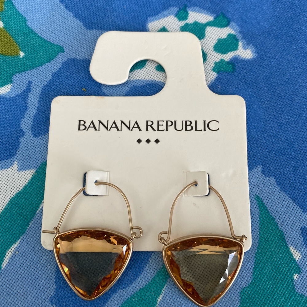 BANANA REPUBLIC earrings